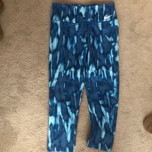 Cropped Nike leggings